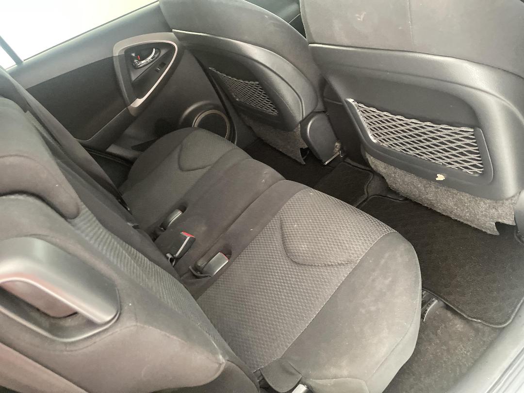 Photo '20' of Toyota Rav4