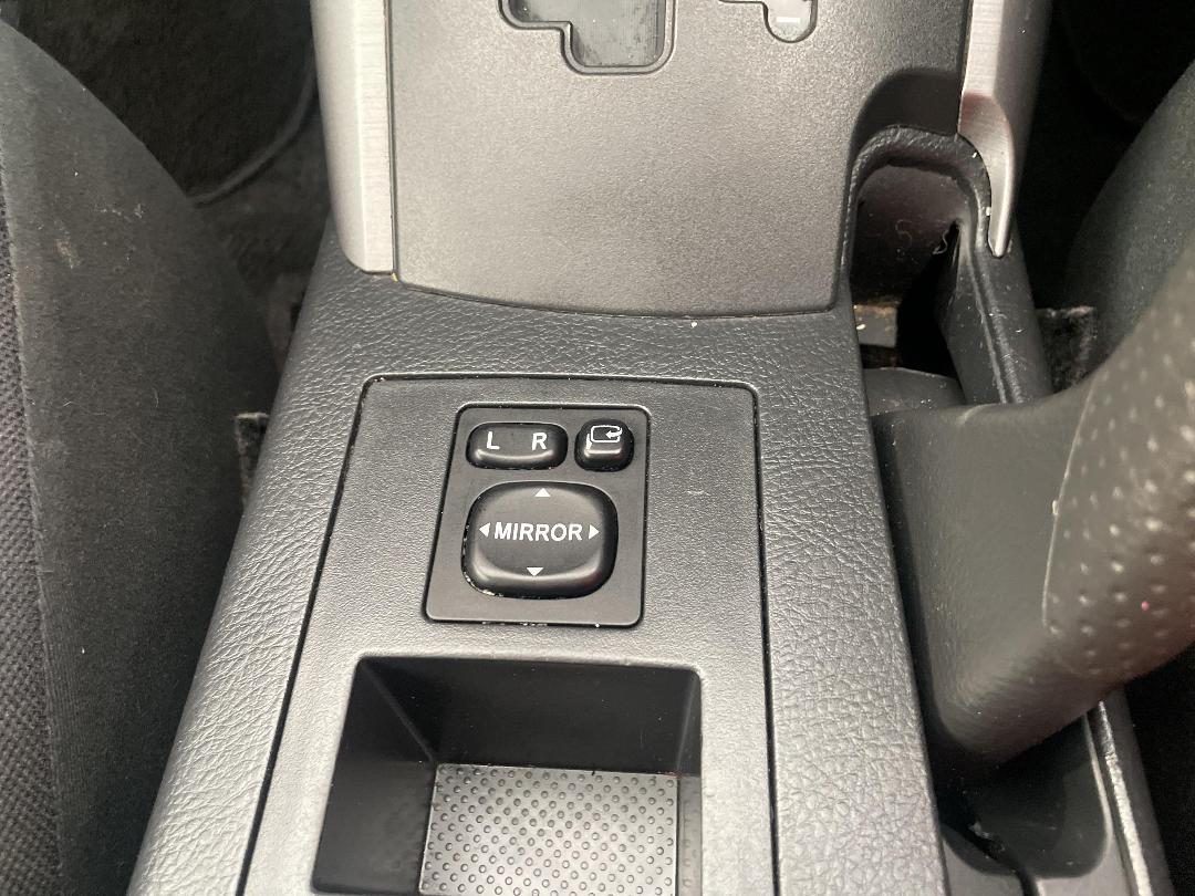 Photo '29' of Toyota Rav4