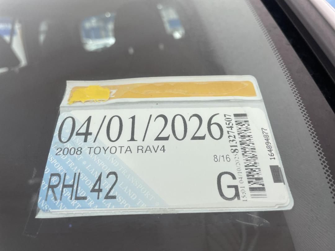 Photo '32' of Toyota Rav4