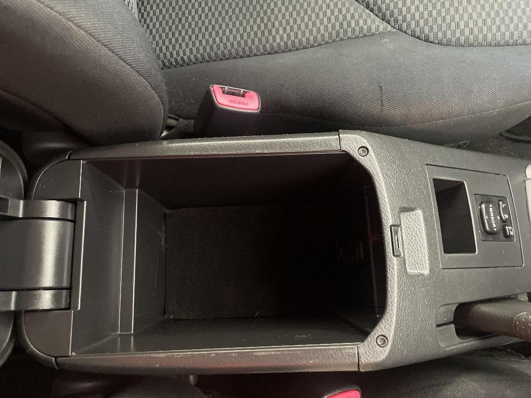 Photo '30' of Toyota Rav4