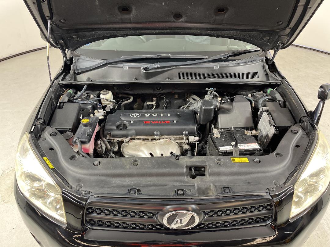 Photo '13' of Toyota Rav4 Photo '13' of Toyota Rav4