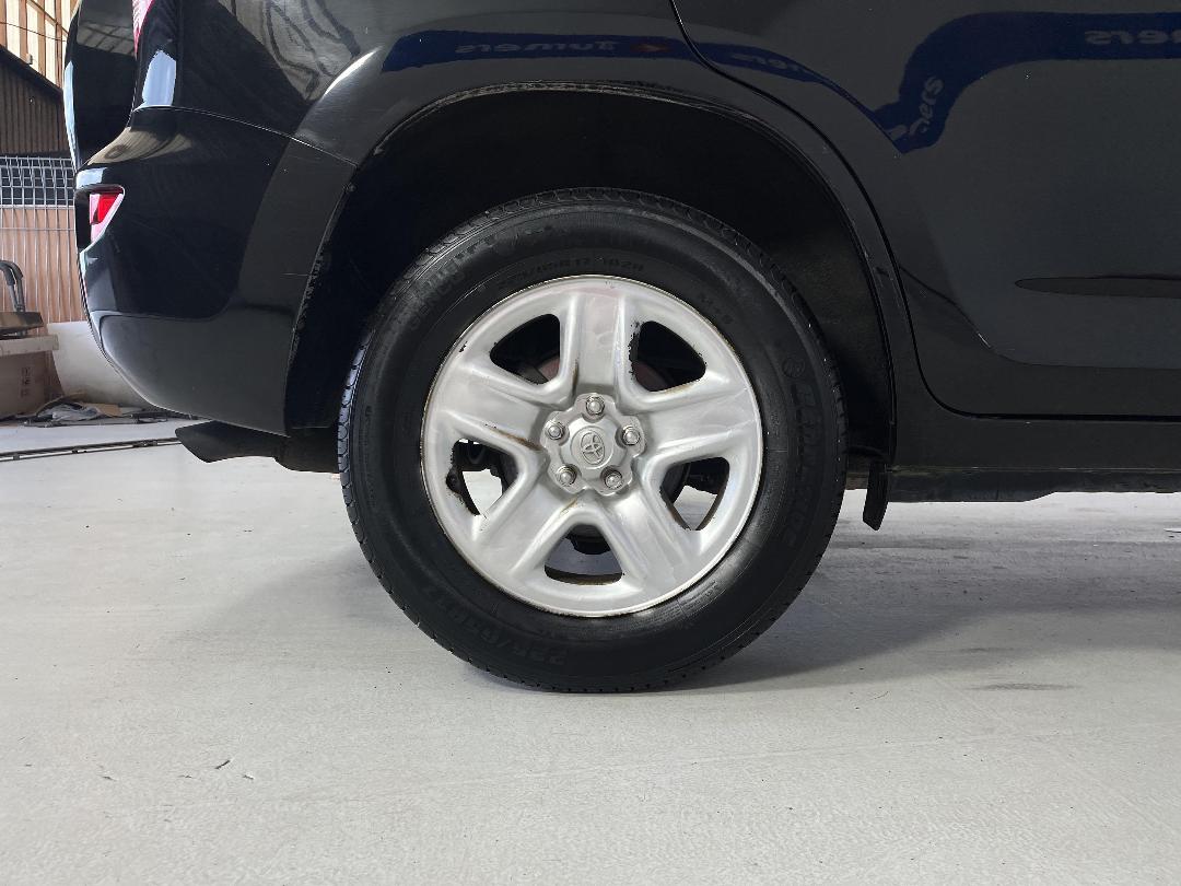 Photo '12' of Toyota Rav4 Photo '12' of Toyota Rav4