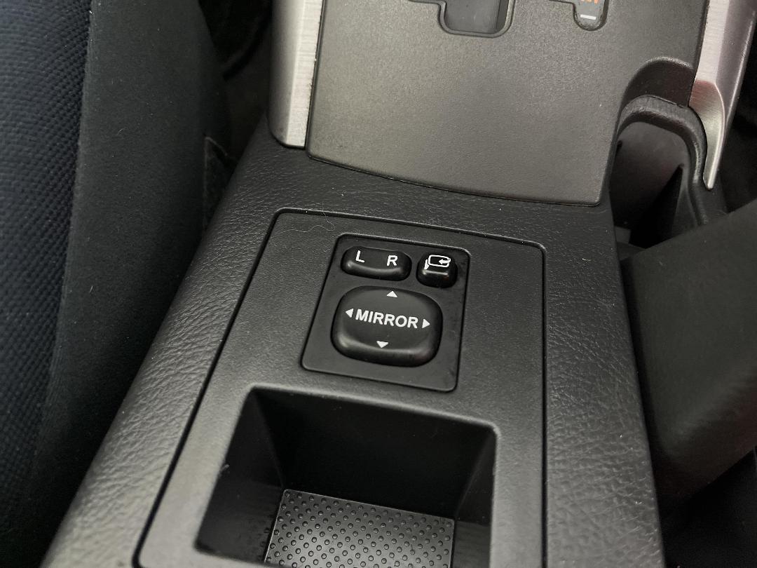 Photo '25' of Toyota Rav4 Photo '25' of Toyota Rav4