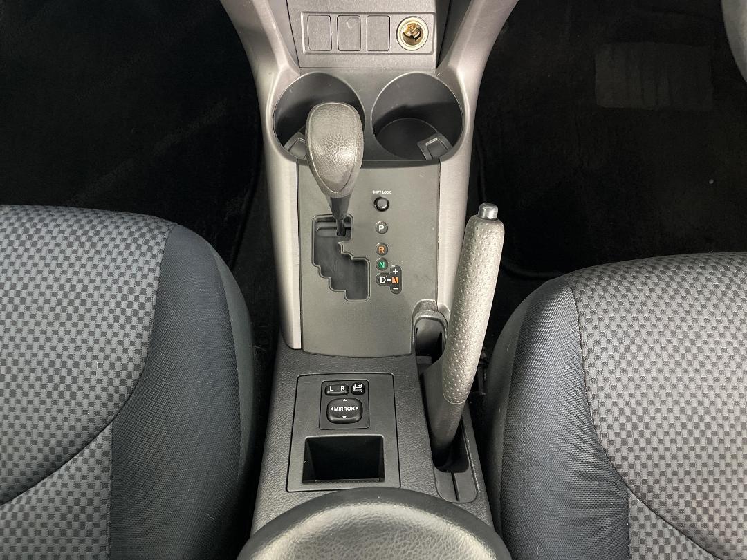 Photo '18' of Toyota Rav4 Photo '18' of Toyota Rav4