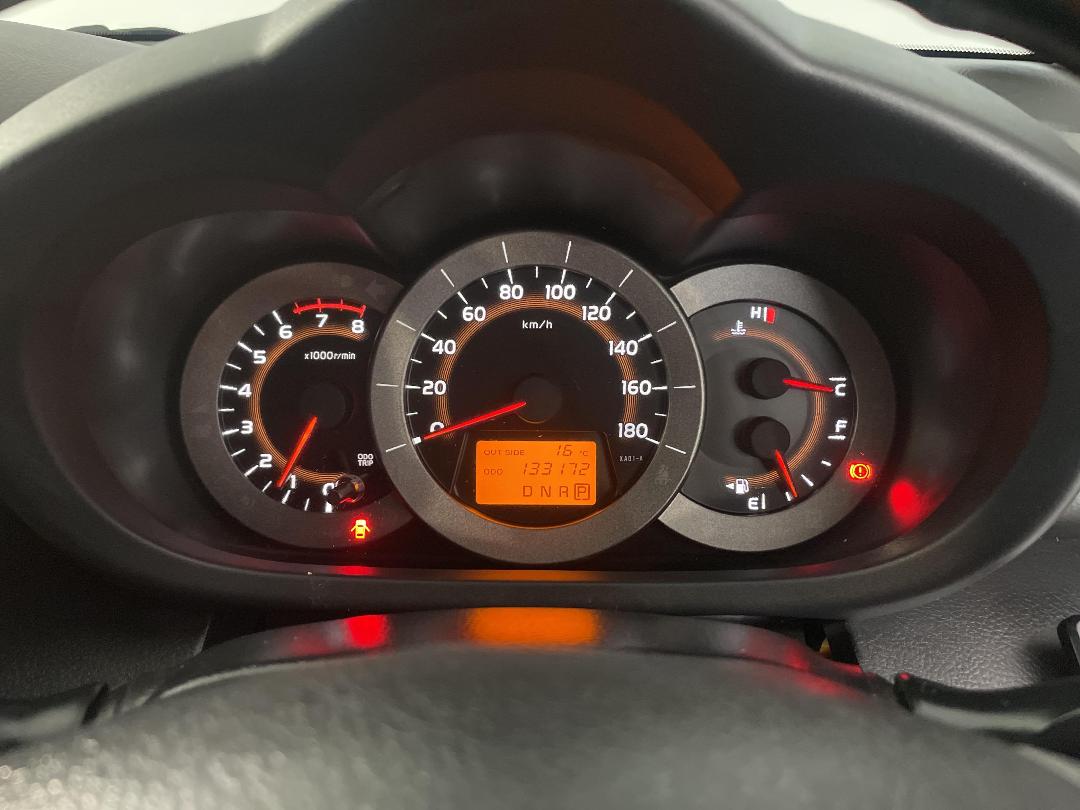 Photo '21' of Toyota Rav4