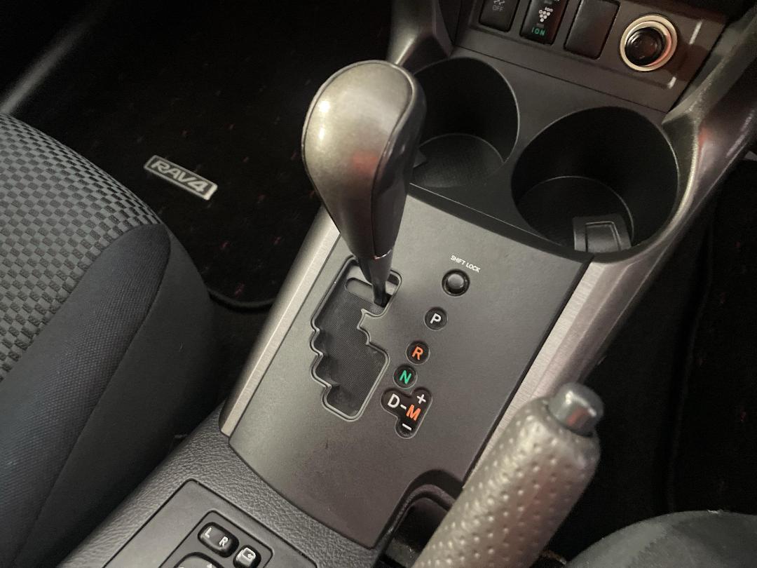 Photo '29' of Toyota Rav4