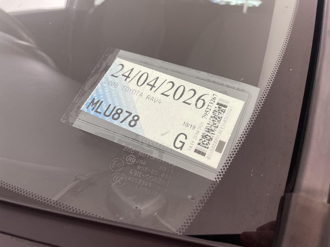 Photo '32' of Toyota Rav4