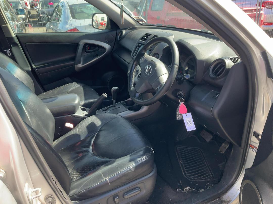 Photo '13' of Toyota Rav4 LTD