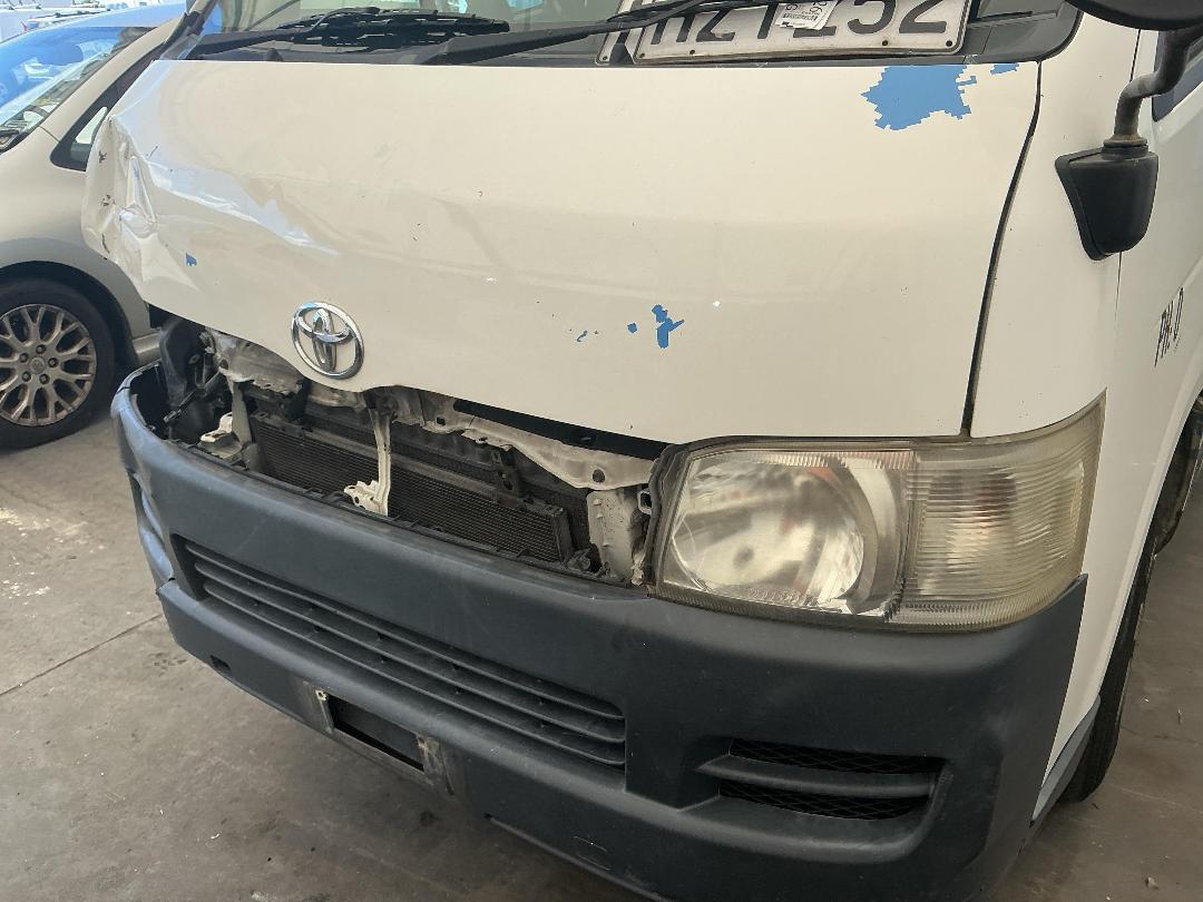 Photo '11' of Toyota Regius ACE Photo '11' of Toyota Regius ACE