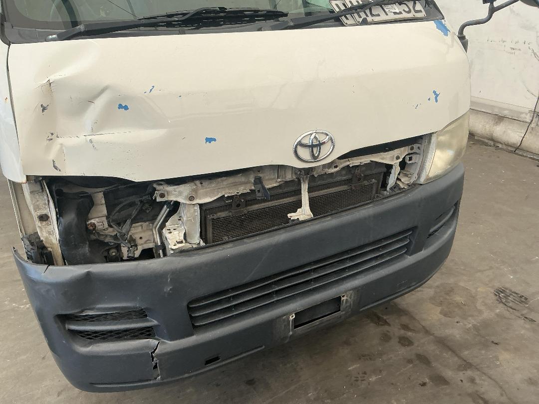 Photo '10' of Toyota Regius ACE Photo '10' of Toyota Regius ACE