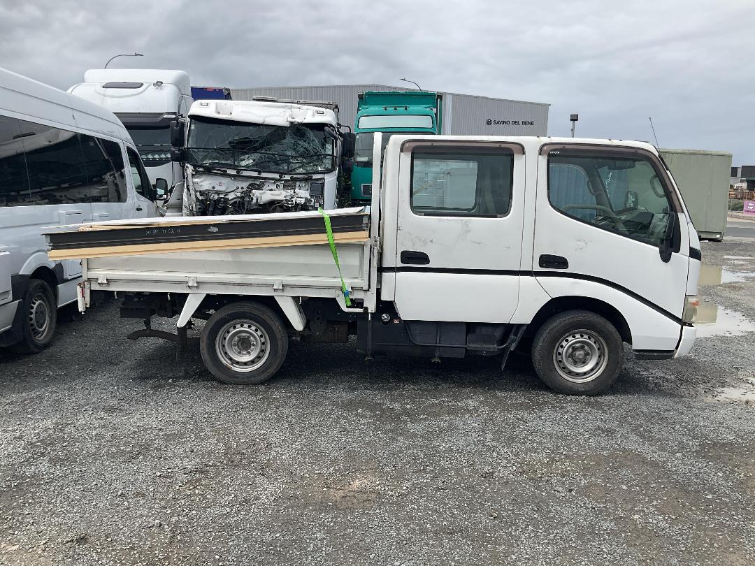 Photo '3' of Toyota Toyoace Flat Deck Photo '3' of Toyota Toyoace Flat Deck