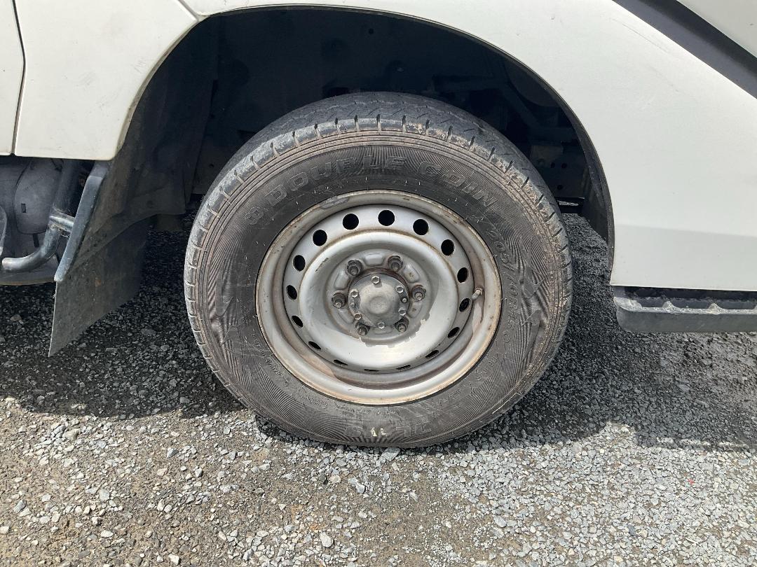 Photo '21' of Toyota Toyoace Flat Deck Photo '21' of Toyota Toyoace Flat Deck