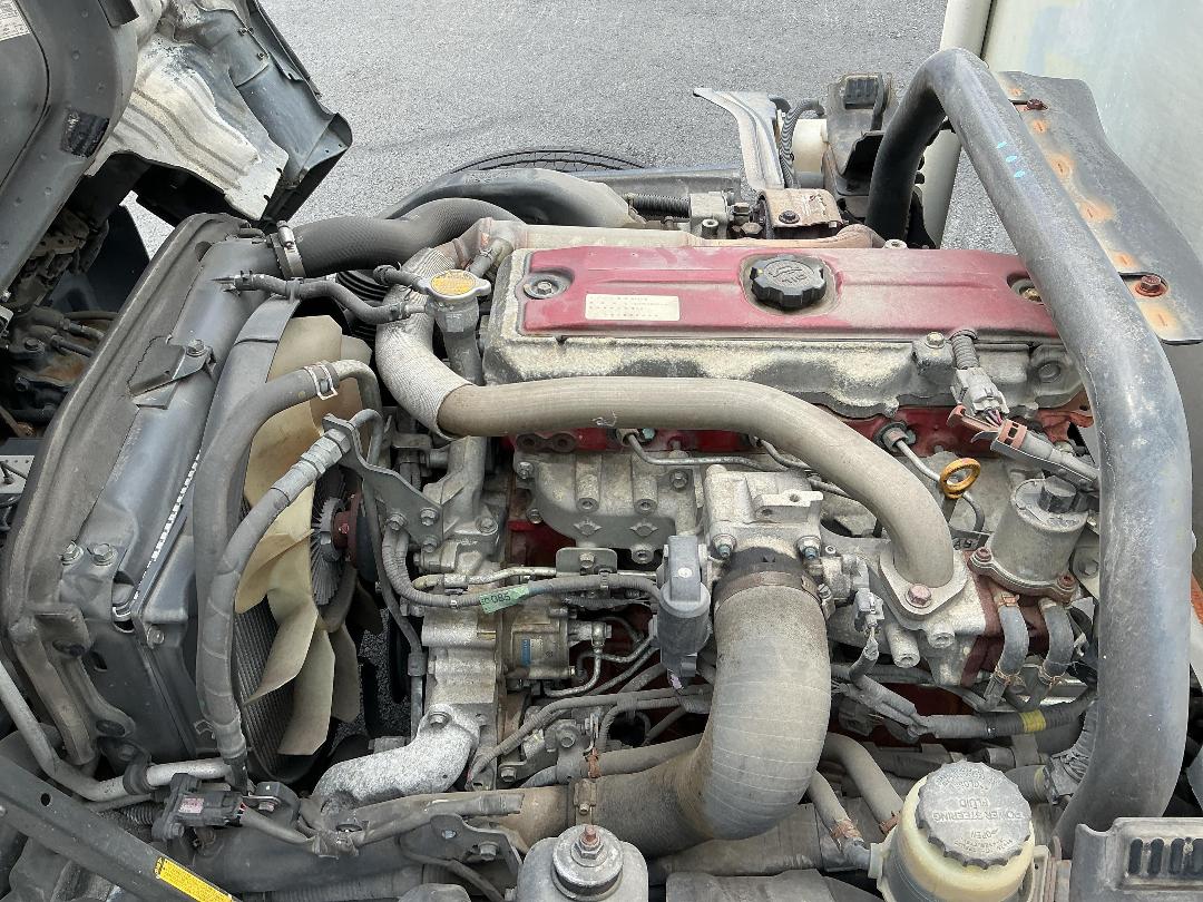 Photo '13' of Toyota Toyoace Bottle Body