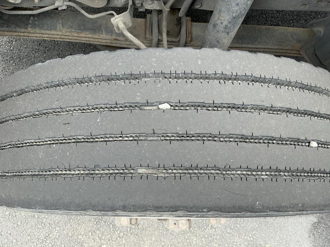 Photo '14' of Toyota Toyoace Bottle Body