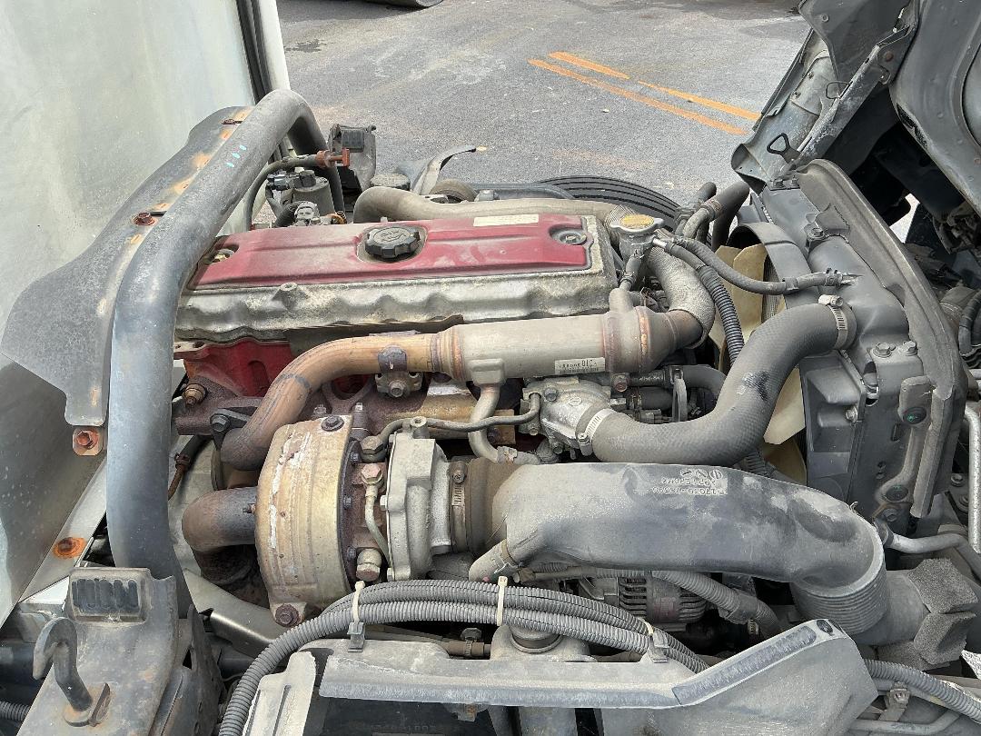 Photo '16' of Toyota Toyoace Bottle Body