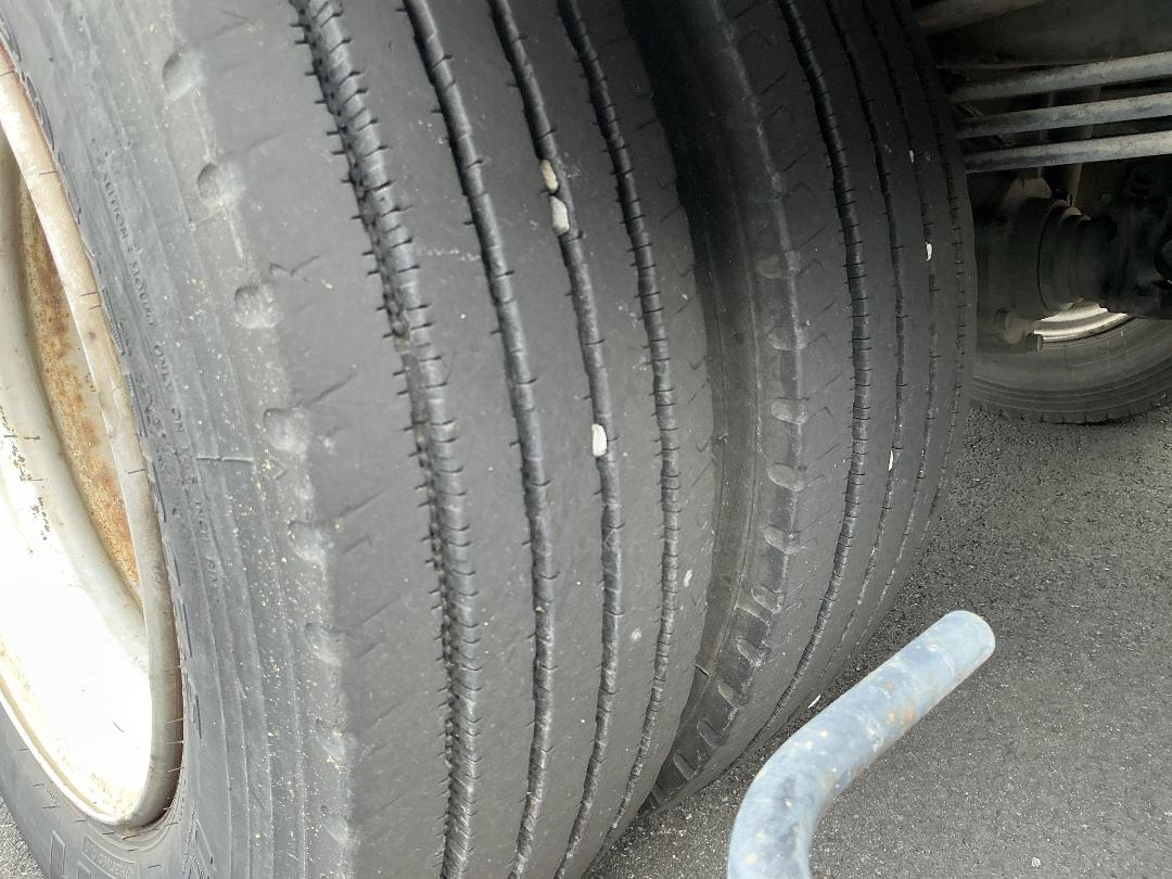 Photo '29' of Toyota Toyoace Bottle Body