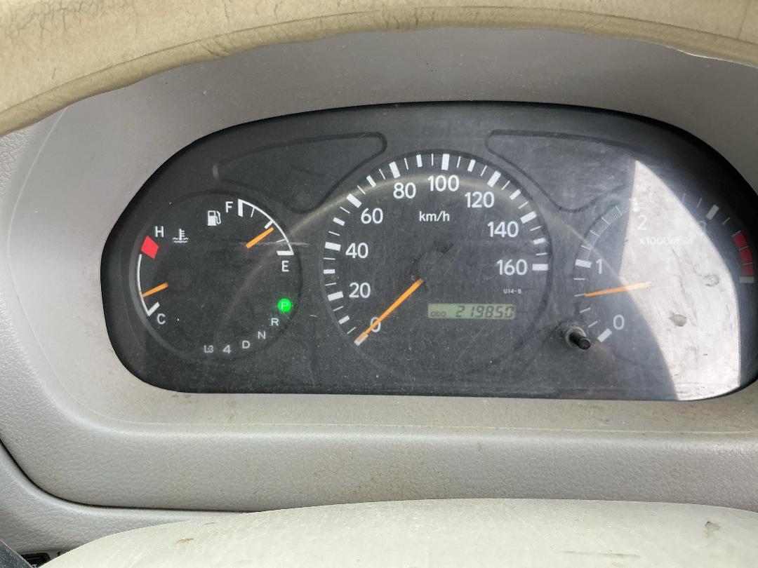 Photo '32' of Toyota Toyoace Bottle Body