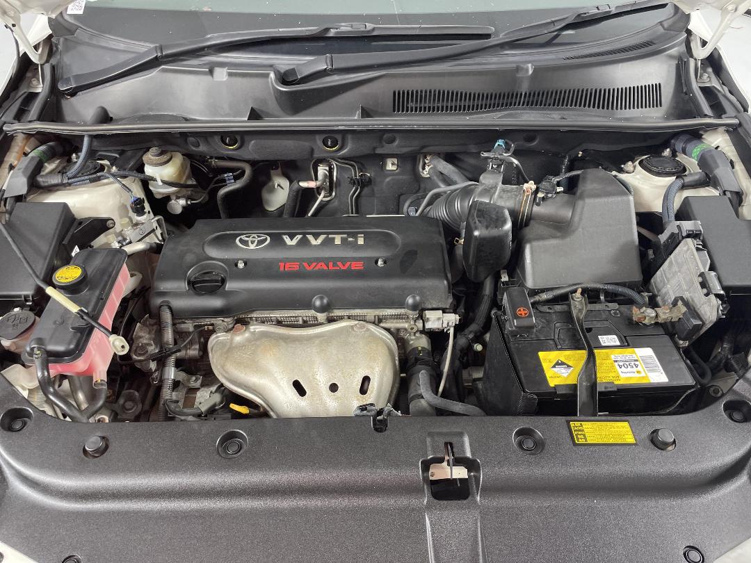 Photo '13' of Toyota Vanguard