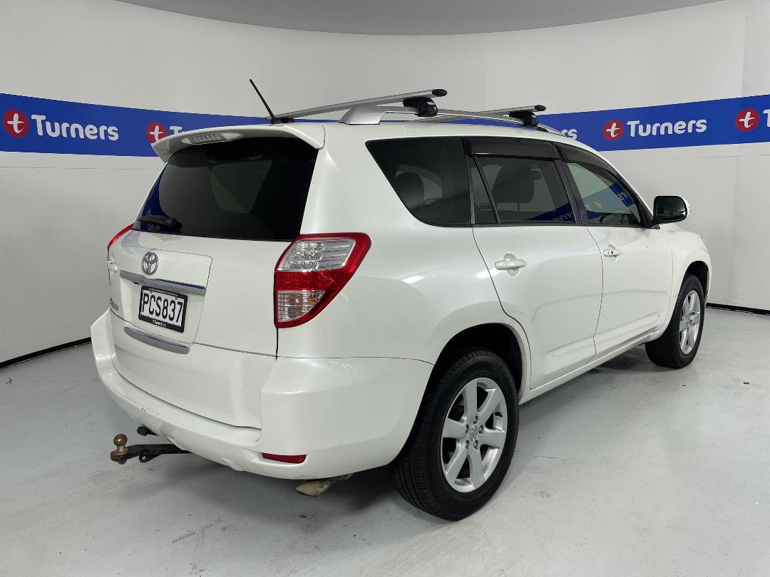 Photo '7' of Toyota Vanguard