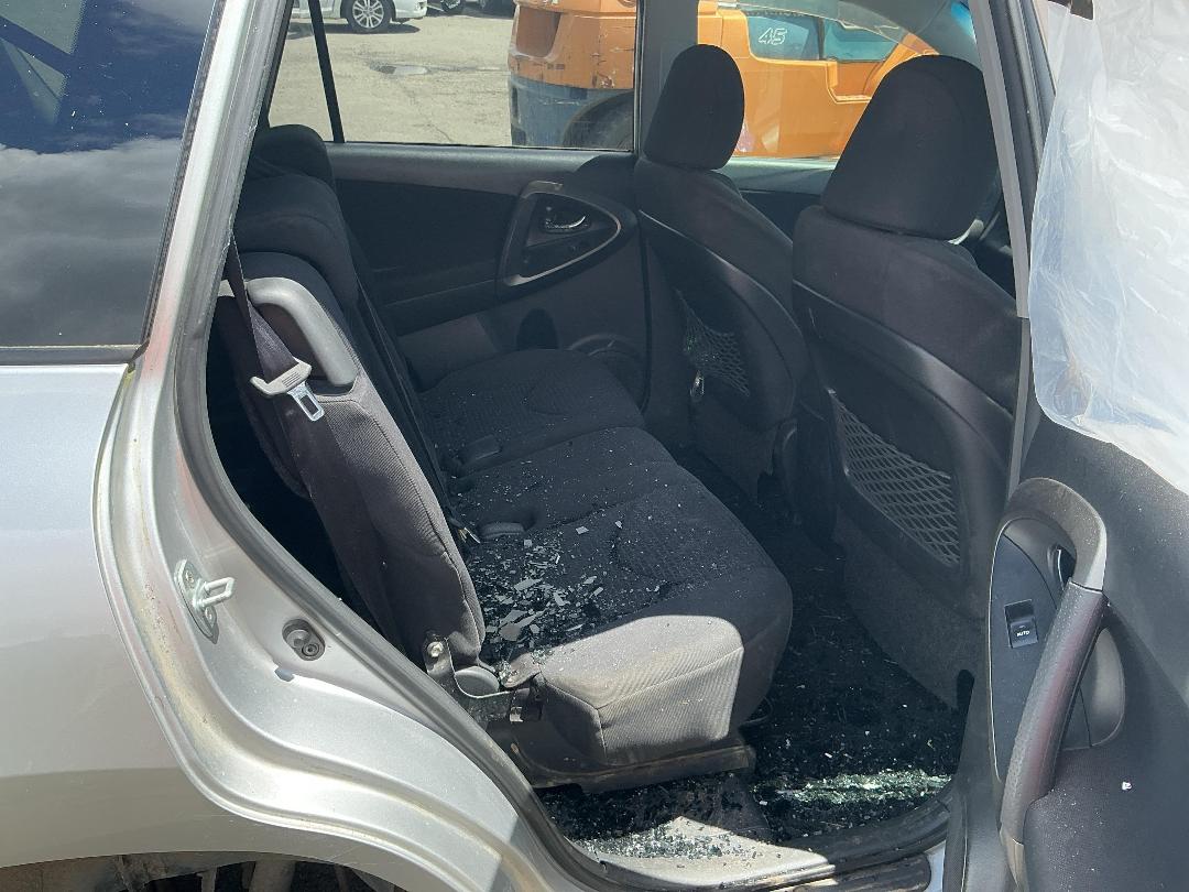 Photo '16' of Toyota Vanguard