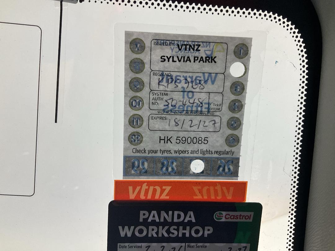 Photo '24' of Toyota Vanguard