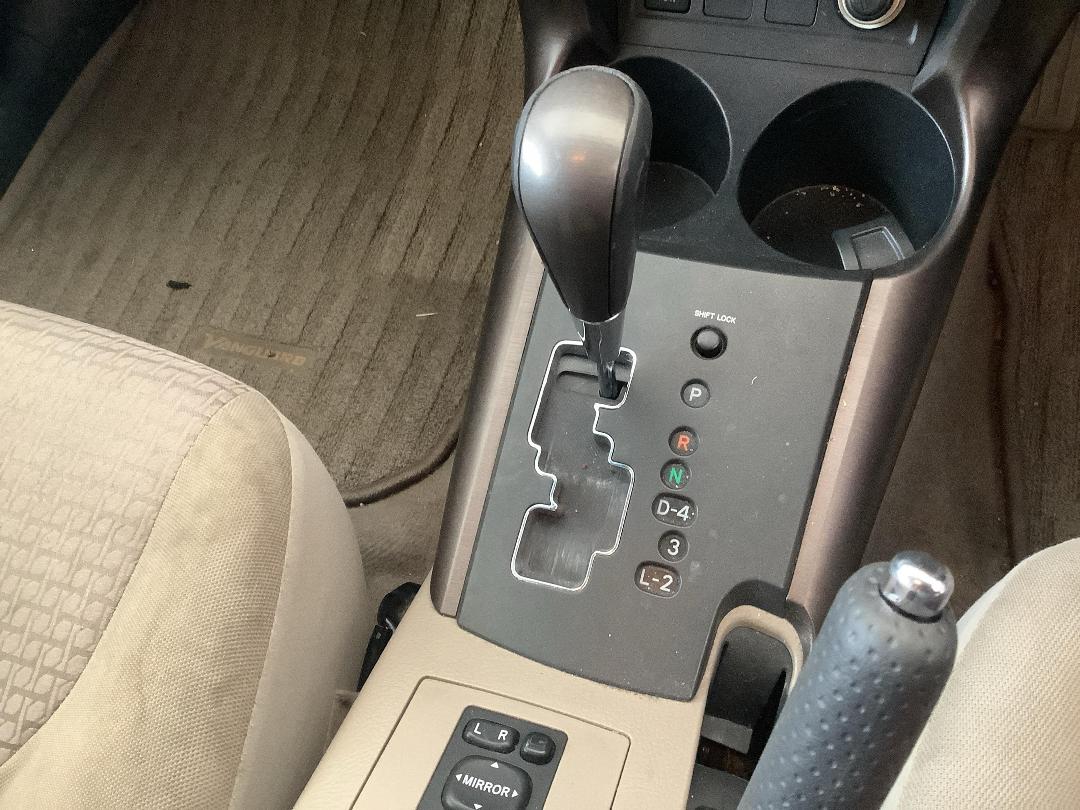 Photo '15' of Toyota Vanguard Photo '15' of Toyota Vanguard