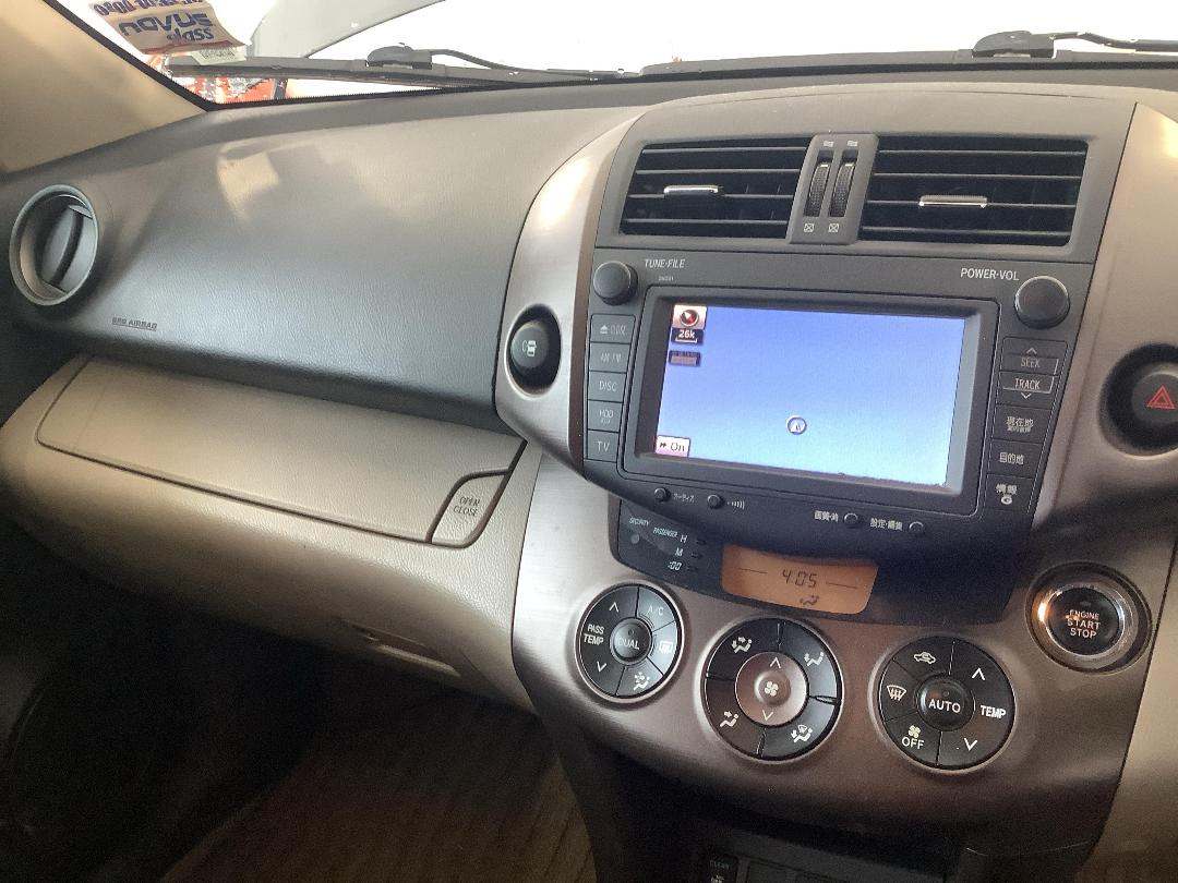 Photo '16' of Toyota Vanguard Photo '16' of Toyota Vanguard