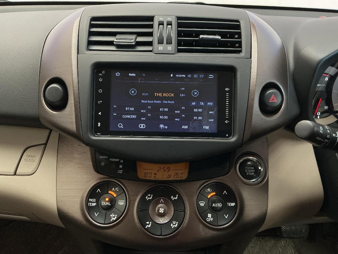 Photo '18' of Toyota Vanguard Photo '18' of Toyota Vanguard