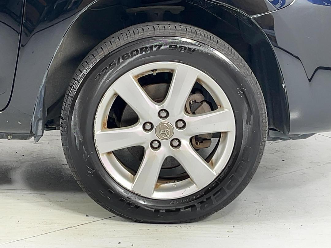 Photo '9' of Toyota Vanguard