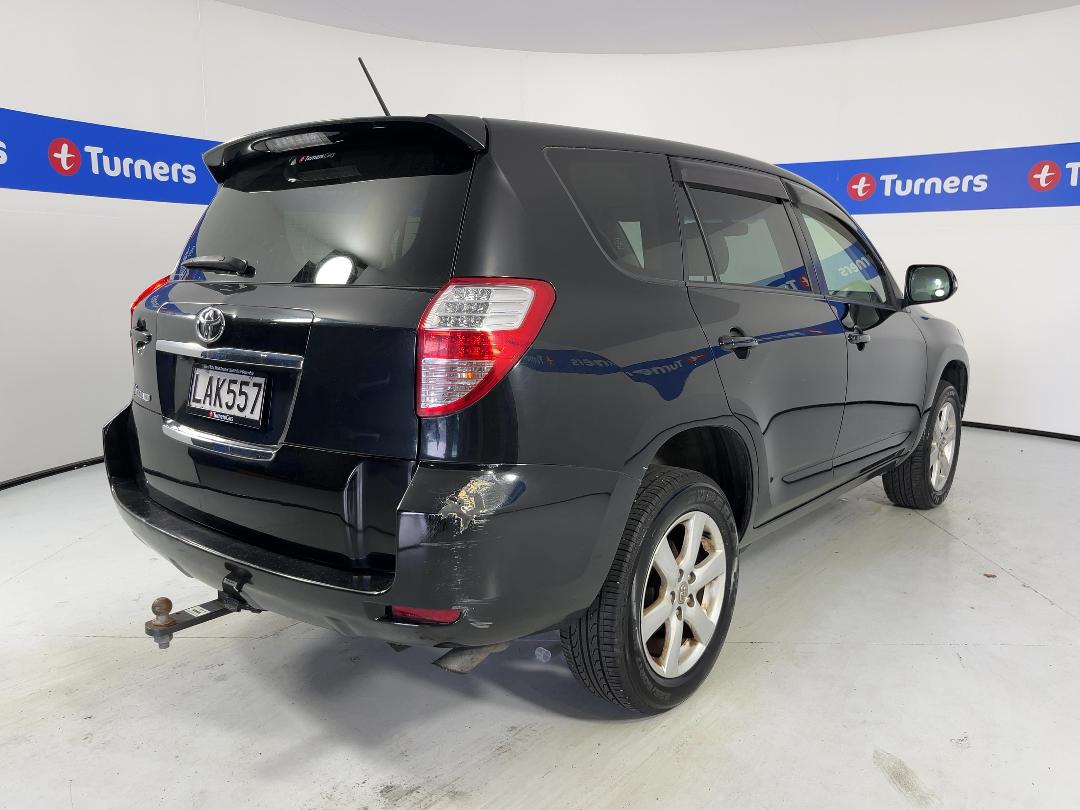 Photo '7' of Toyota Vanguard