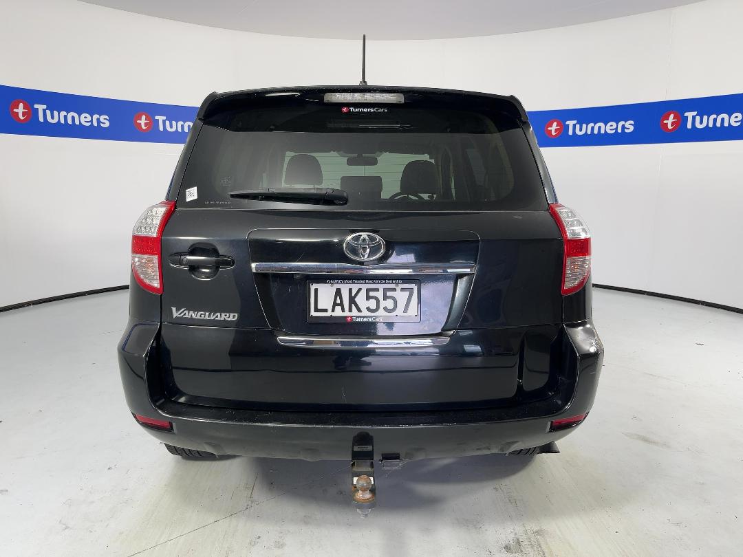 Photo '6' of Toyota Vanguard