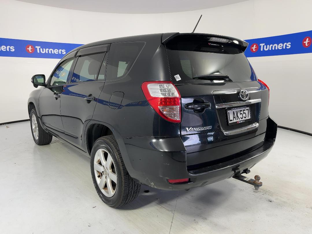 Photo '5' of Toyota Vanguard