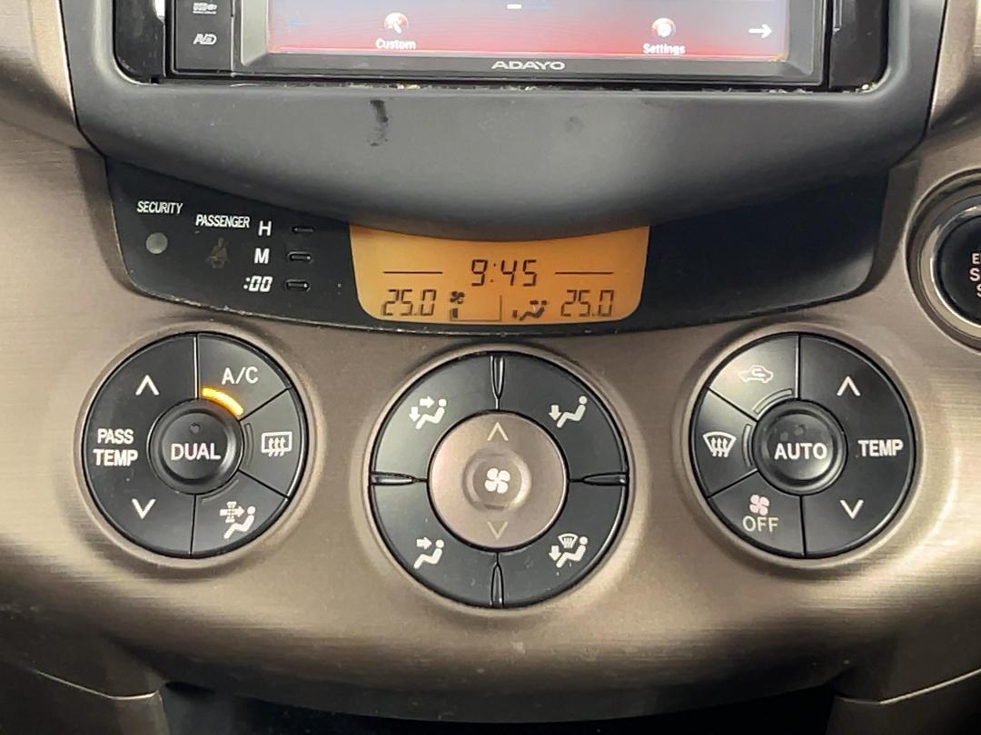 Photo '25' of Toyota Vanguard