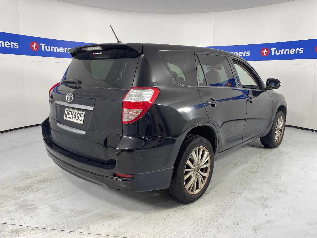 Photo '6' of Toyota Vanguard