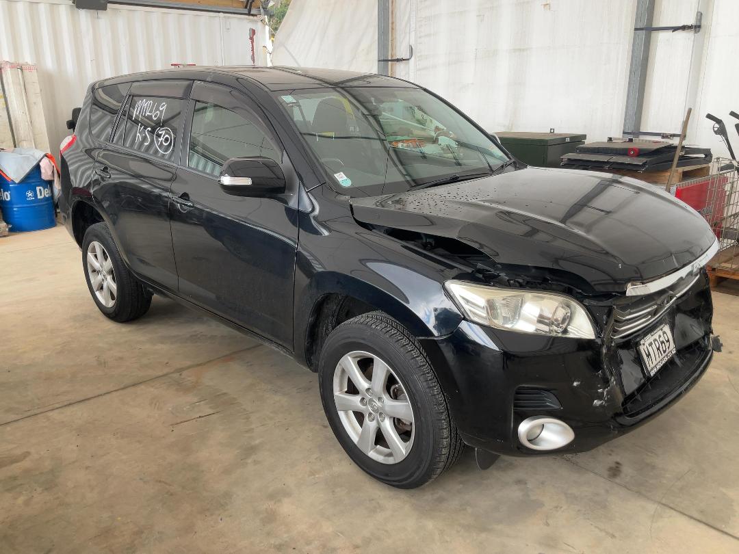 Photo '7' of Toyota Vanguard