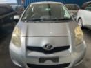Thumbnail '2' of Toyota Vitz