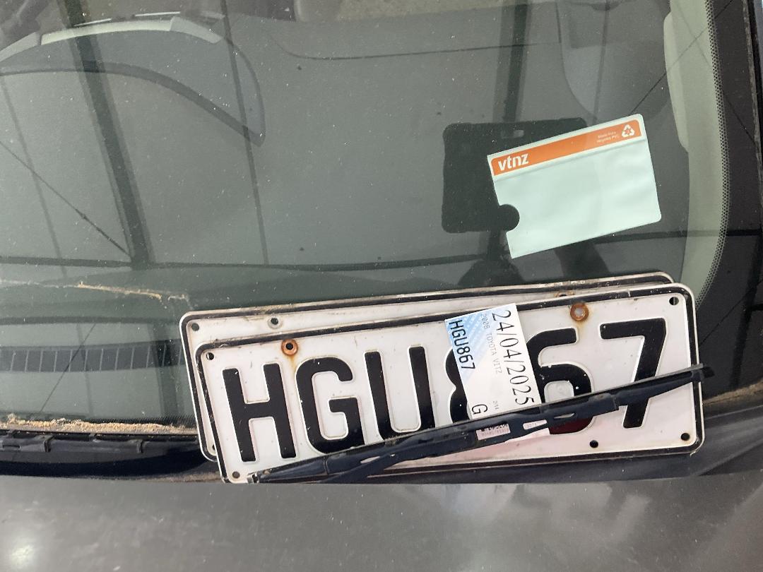 Photo '25' of Toyota Vitz