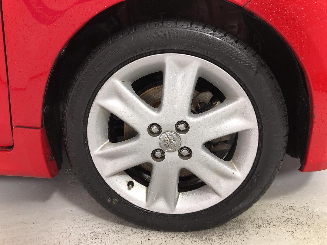 Photo '9' of Toyota Vitz