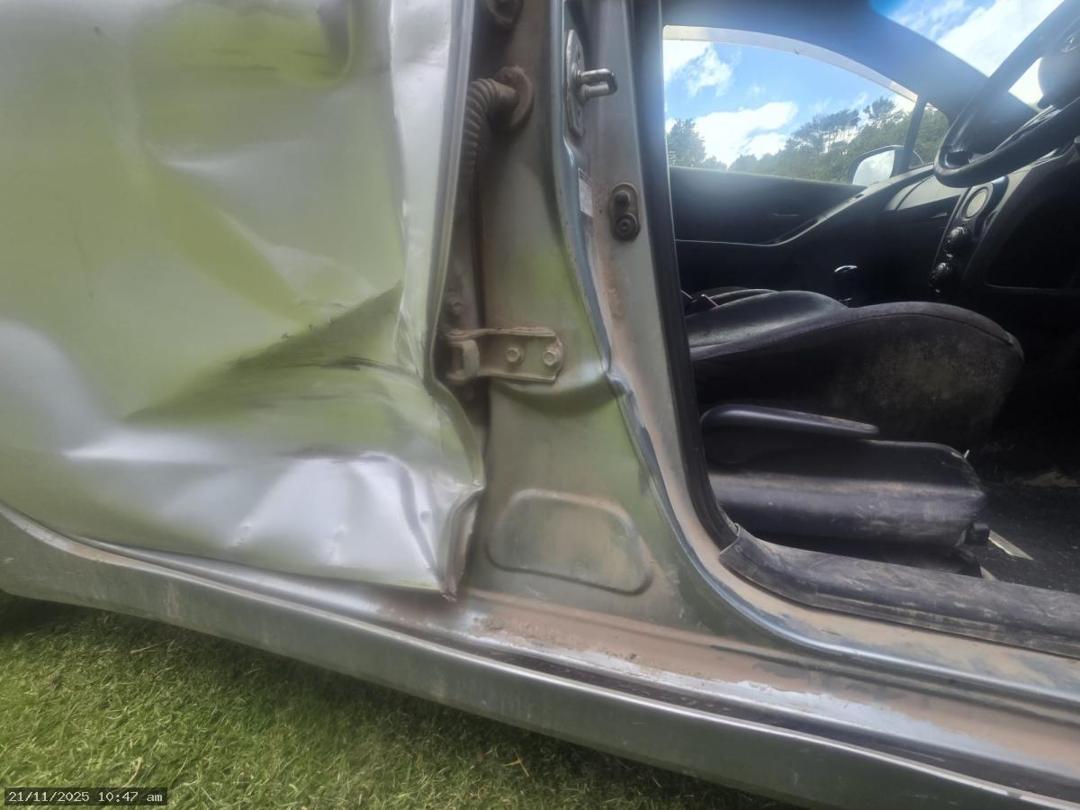 Photo '7' of Toyota Vitz RS