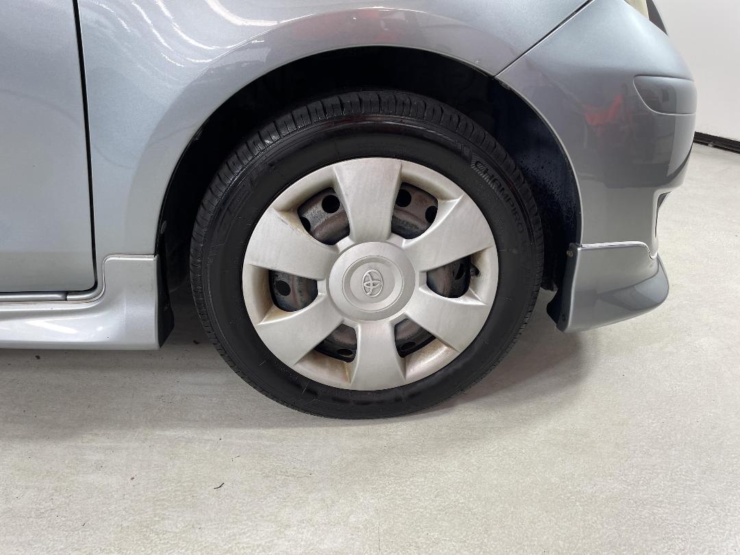 Photo '9' of Toyota Vitz