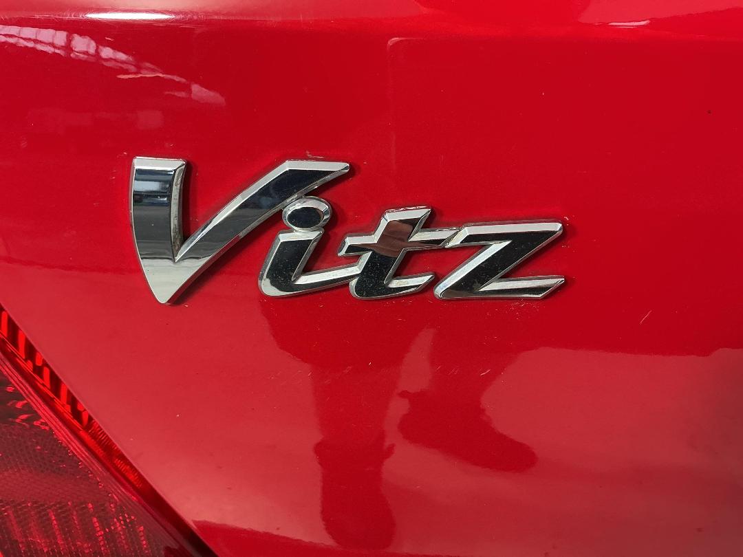 Photo '25' of Toyota Vitz