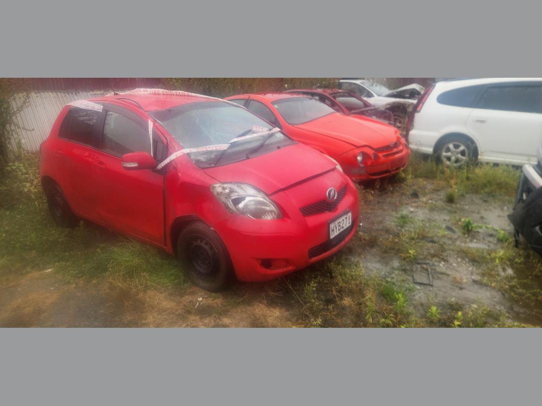 Photo '10' of Toyota Vitz