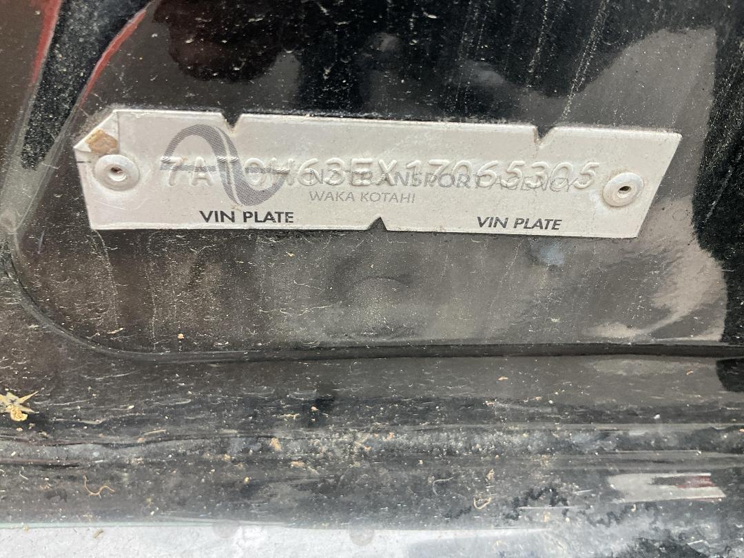 Photo '11' of Toyota Vitz