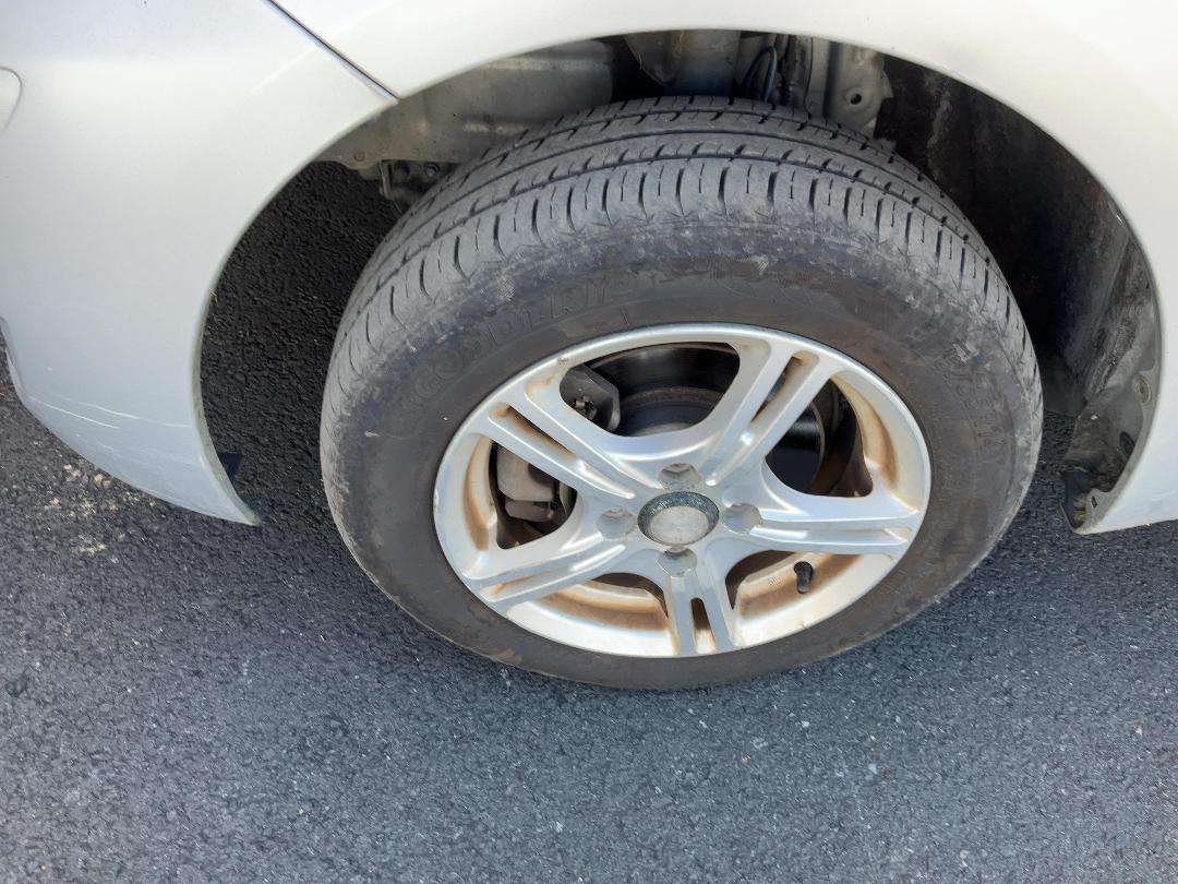 Photo '11' of Toyota Vitz Photo '11' of Toyota Vitz