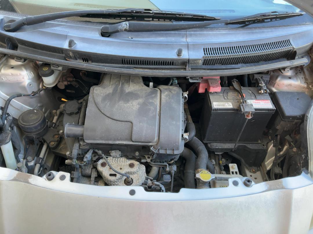 Photo '24' of Toyota Vitz Photo '24' of Toyota Vitz