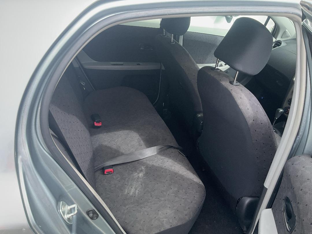 Photo '19' of Toyota Vitz