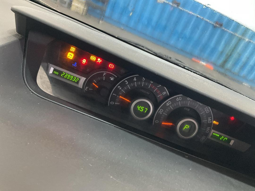 Photo '17' of Toyota Voxy Photo '17' of Toyota Voxy