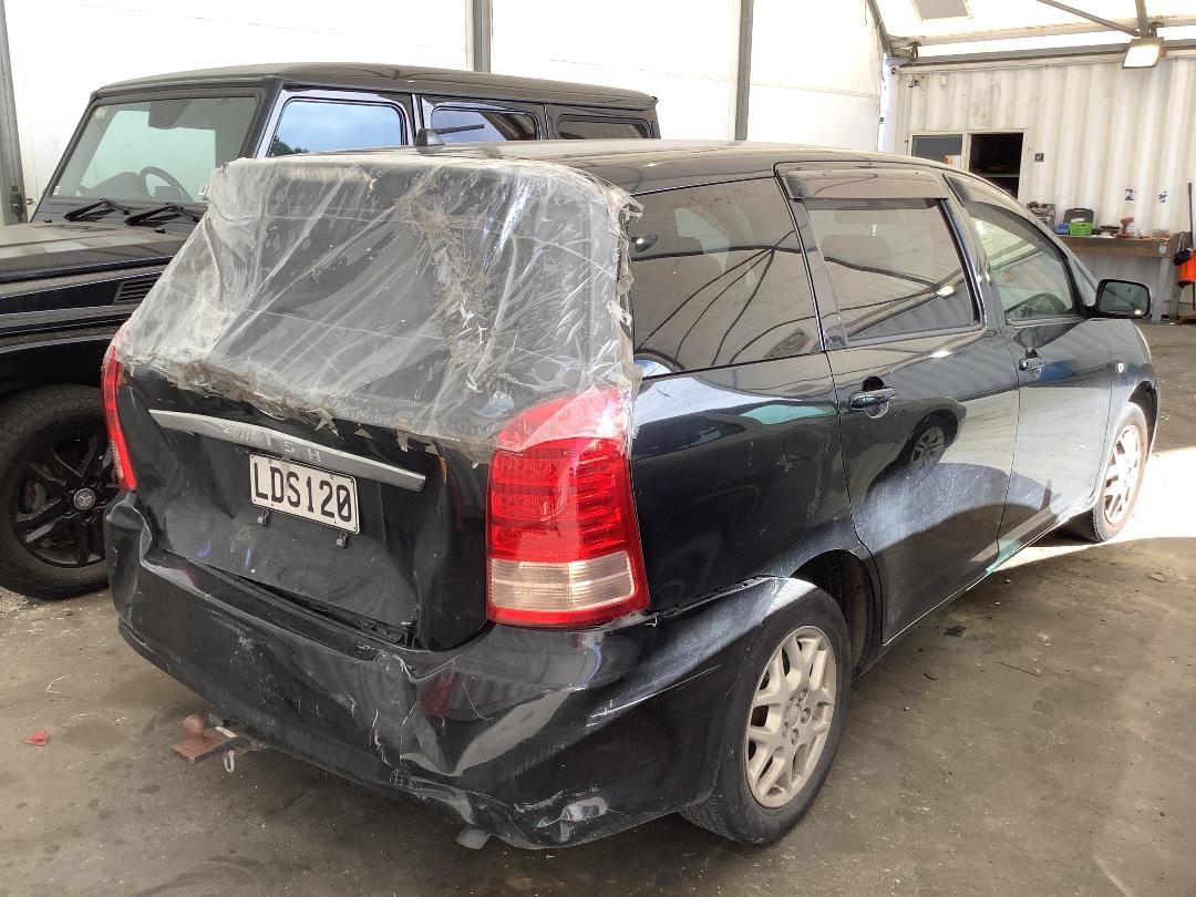 Photo '3' of Toyota Wish Photo '3' of Toyota Wish