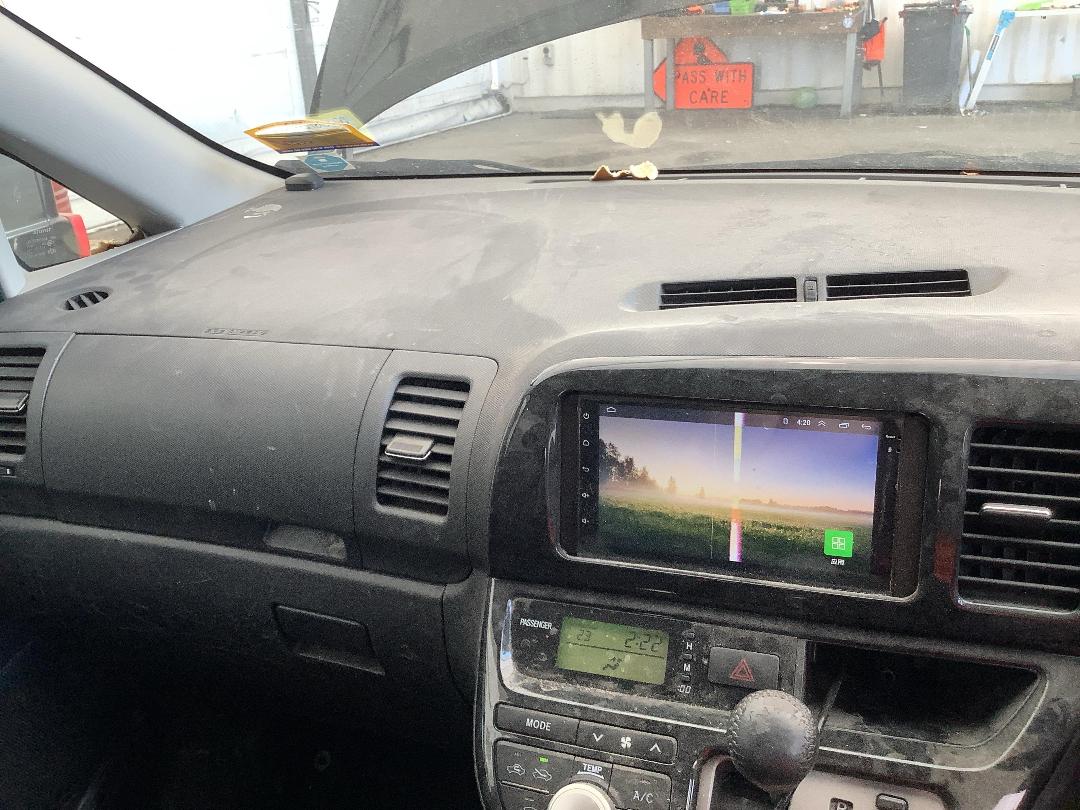 Photo '16' of Toyota Wish Photo '16' of Toyota Wish