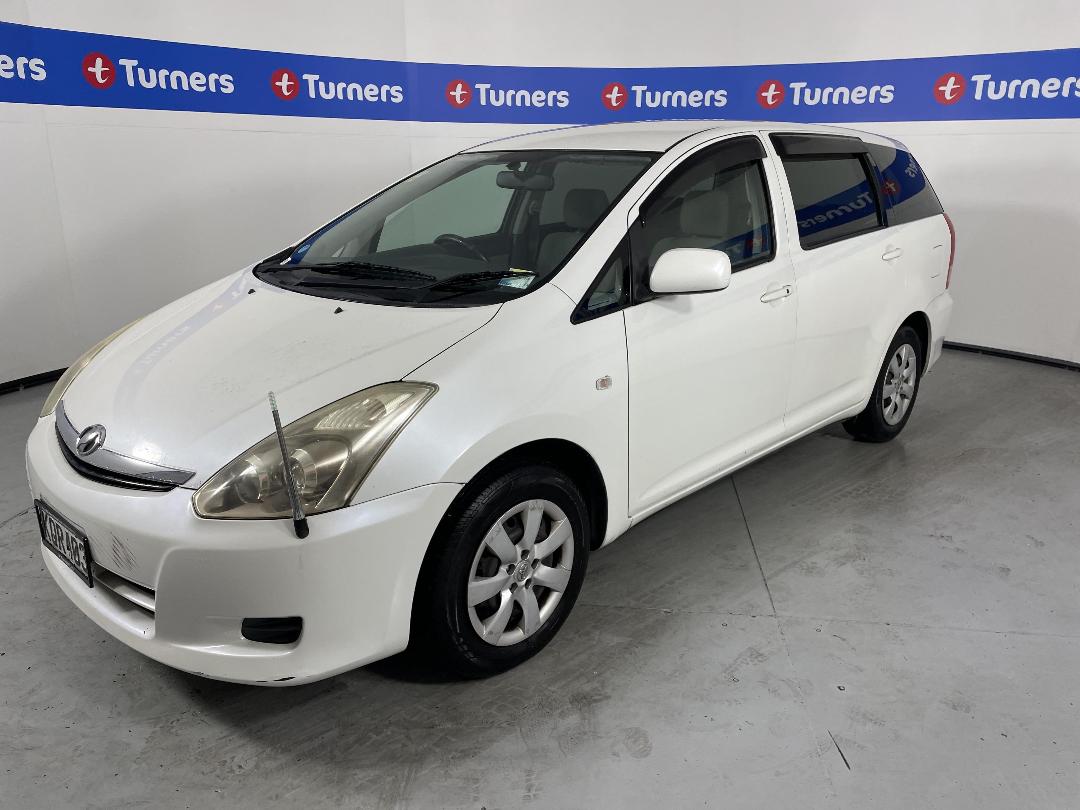 Photo '4' of Toyota Wish Photo '4' of Toyota Wish